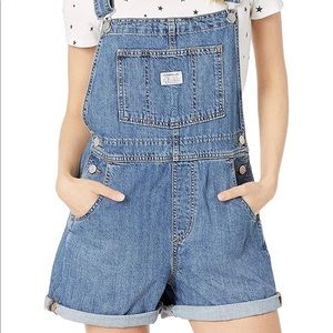 Levi’s Vintage Shortall